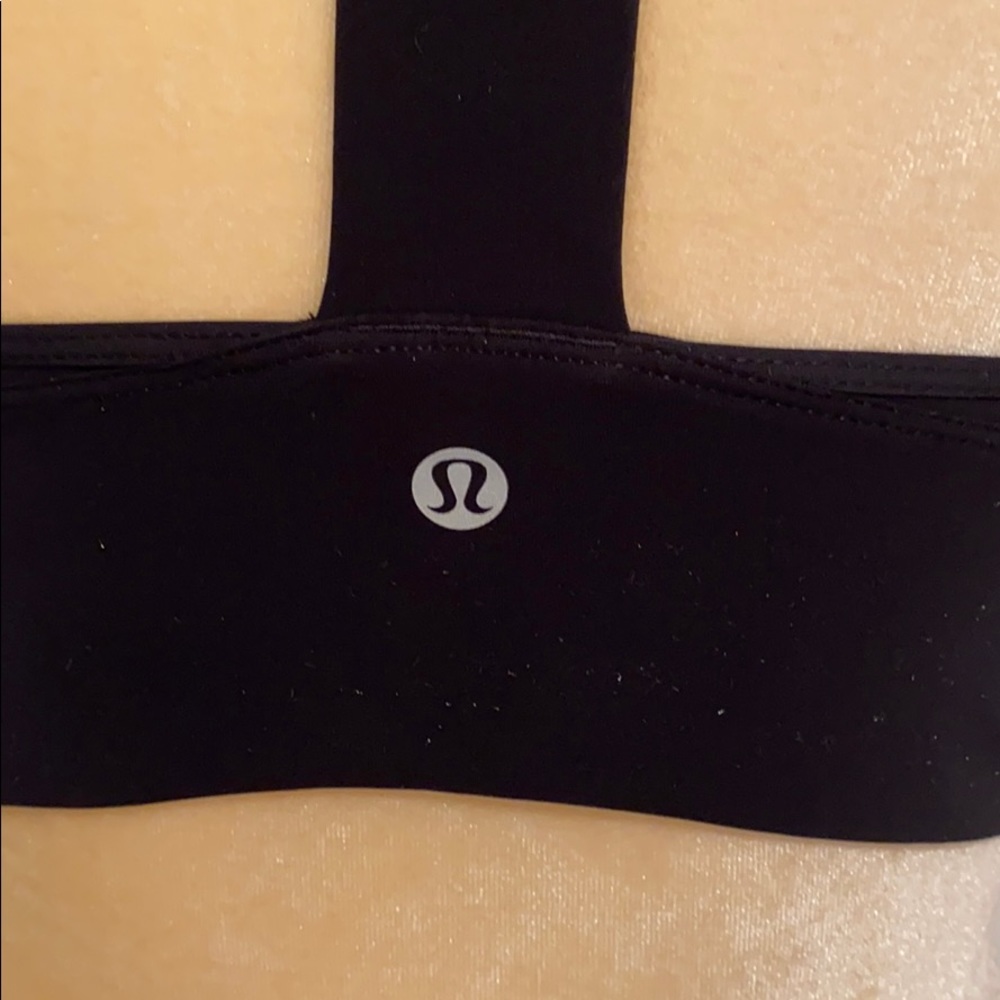Lululemon Sports Bra Size 4 - Picture 4 of 4